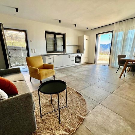 Villa Montis Exclusive Holiday Apartments In Eppan With Spectacular Views Of Dolomites And Bolzano Area Eppan an der Weinstraße Exteriör bild