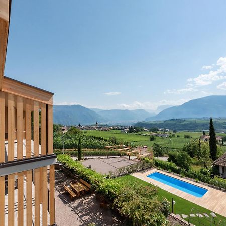 Villa Montis Exclusive Holiday Apartments In Eppan With Spectacular Views Of Dolomites And Bolzano Area Eppan an der Weinstraße Exteriör bild