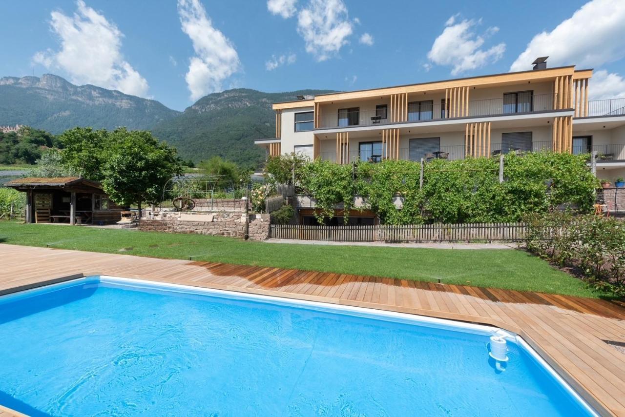 Villa Montis Exclusive Holiday Apartments In Eppan With Spectacular Views Of Dolomites And Bolzano Area Eppan an der Weinstraße Exteriör bild