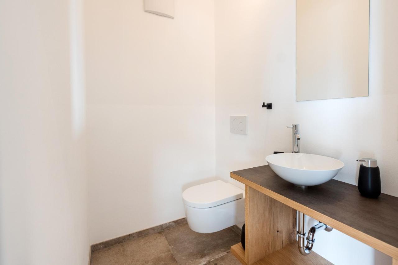 Villa Montis Exclusive Holiday Apartments In Eppan With Spectacular Views Of Dolomites And Bolzano Area Eppan an der Weinstraße Exteriör bild