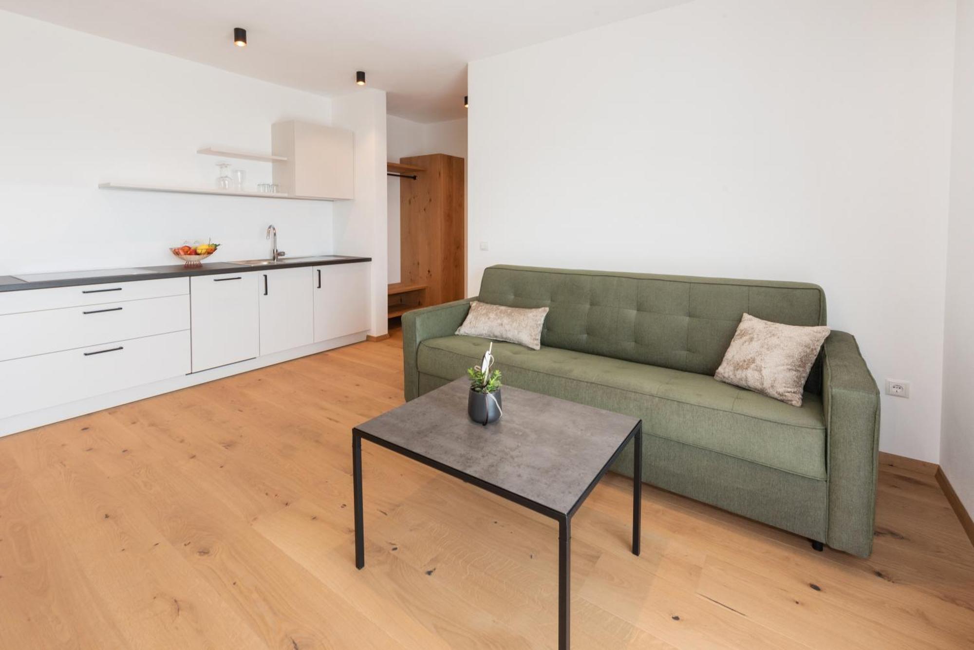 Villa Montis Exclusive Holiday Apartments In Eppan With Spectacular Views Of Dolomites And Bolzano Area Eppan an der Weinstraße Exteriör bild
